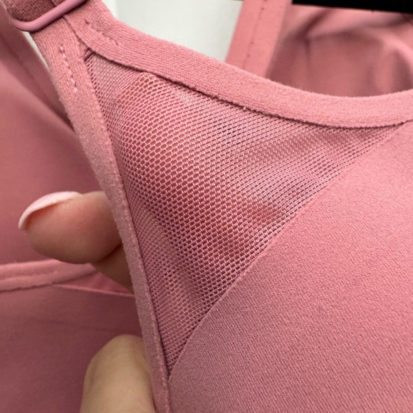 💎  Athleta Empower II Daily Bra Pink - Picture 6 of 9